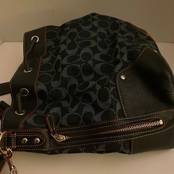 Coach bucket bag, canvas/leather, navy, used, excellent condition (like new) - Picture 3 of 7